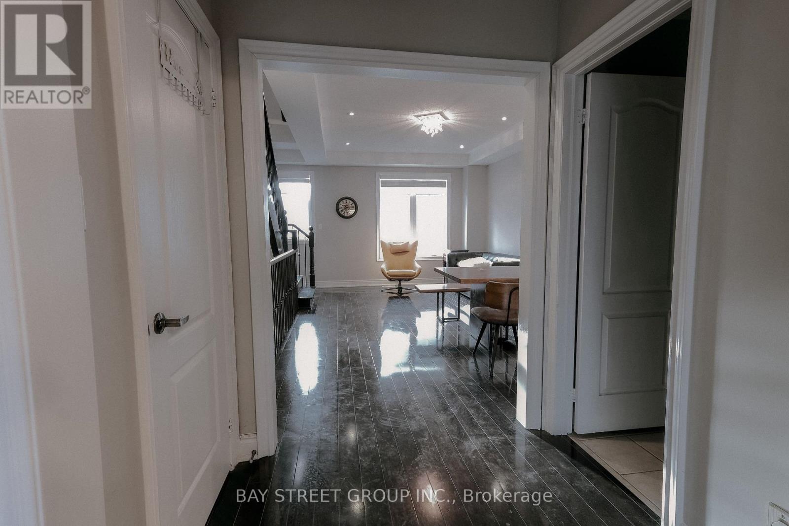 45 Routliffe Lane, Toronto, Ontario  M2N 0A5 - Photo 12 - C12751432