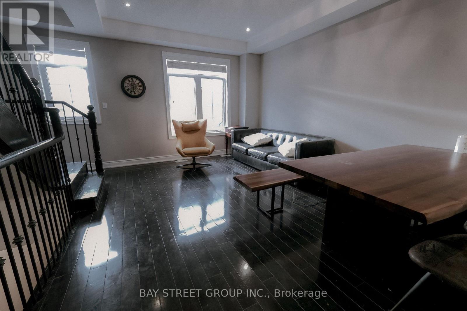 45 Routliffe Lane, Toronto, Ontario  M2N 0A5 - Photo 13 - C12751432