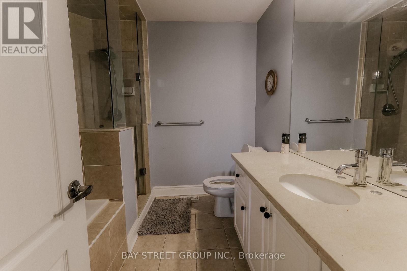 45 Routliffe Lane, Toronto, Ontario  M2N 0A5 - Photo 19 - C12751432