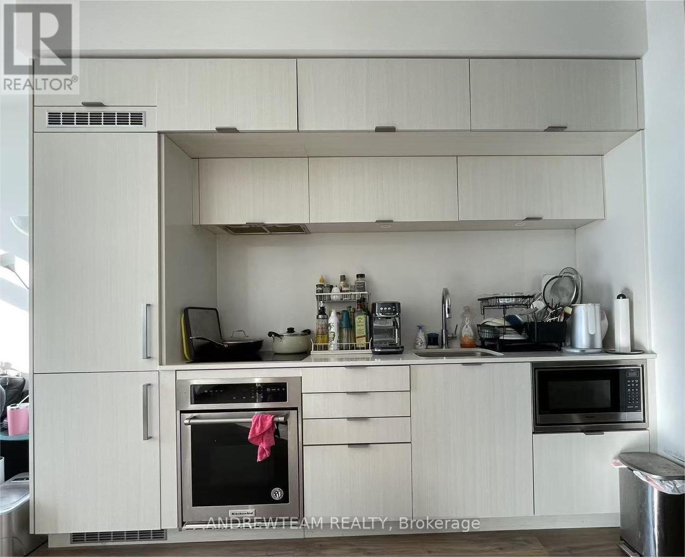 820 - 80 Vanauley Street, Toronto, Ontario  M5T 0C9 - Photo 22 - C12751440