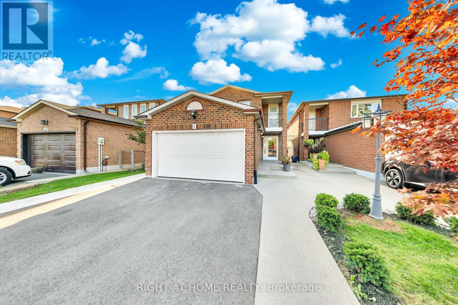 8 TERRA ROAD, Vaughan, Ontario