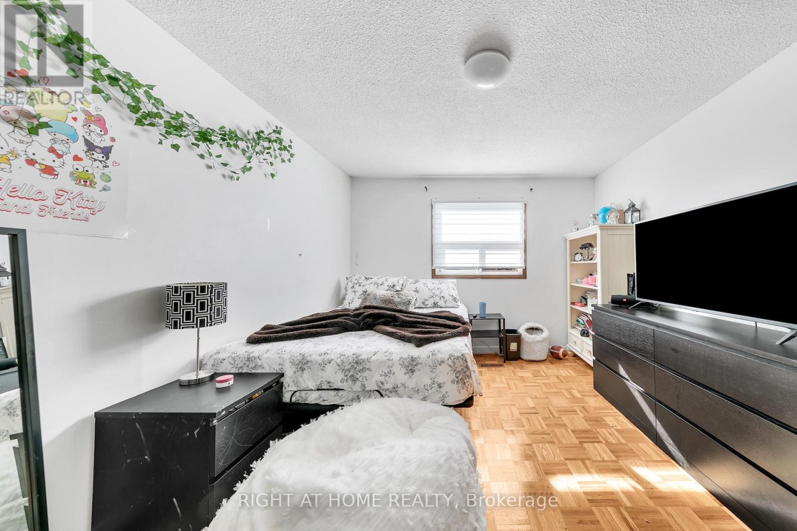 8 Terra Road, Vaughan, Ontario  L4L 3J5 - Photo 12 - N12751424