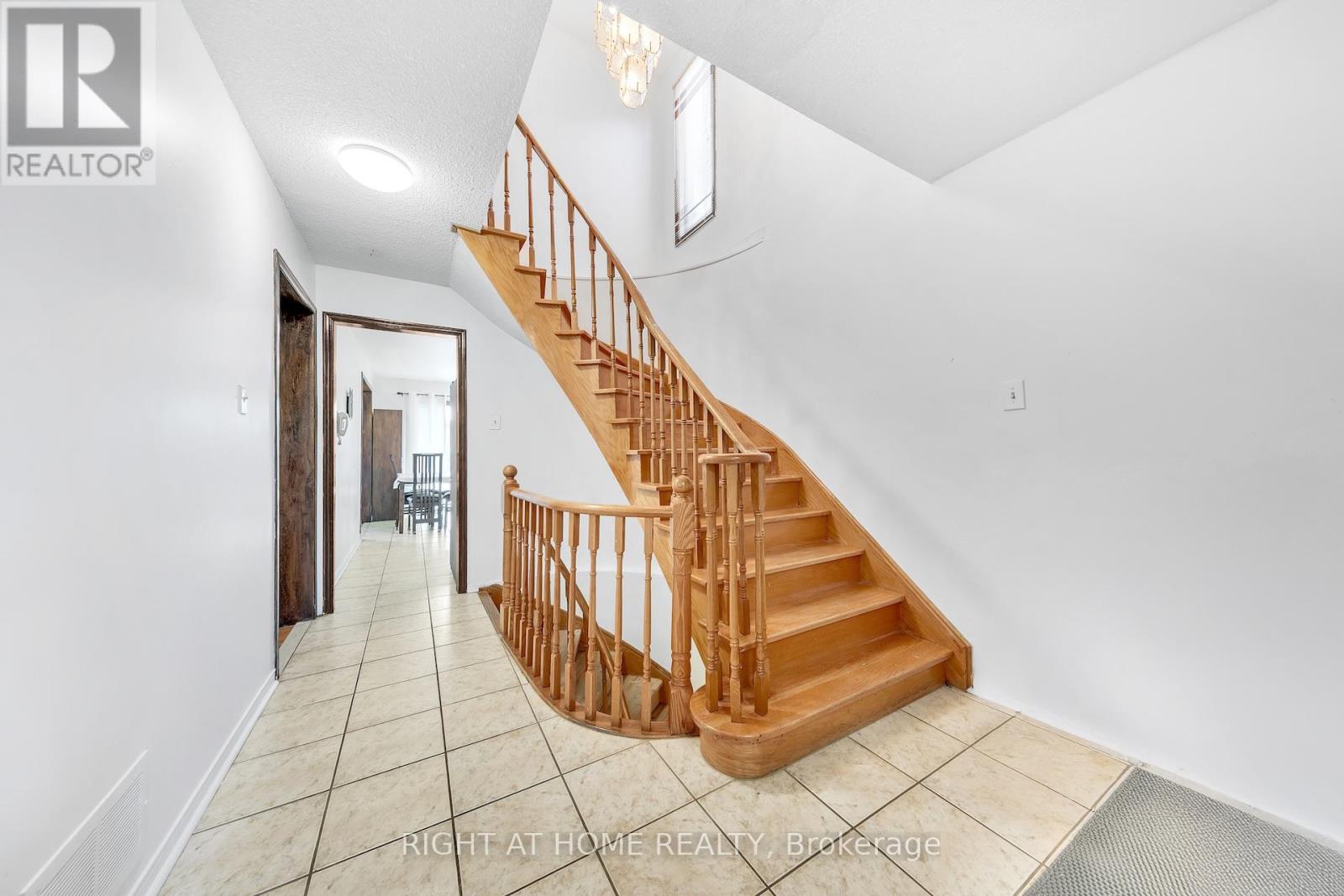 8 Terra Road, Vaughan, Ontario  L4L 3J5 - Photo 21 - N12751424