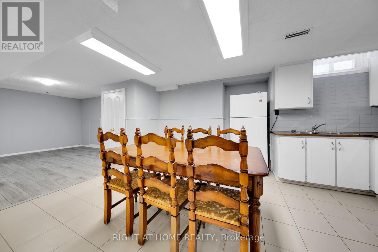 8 Terra Road, Vaughan, Ontario  L4L 3J5 - Photo 32 - N12751424