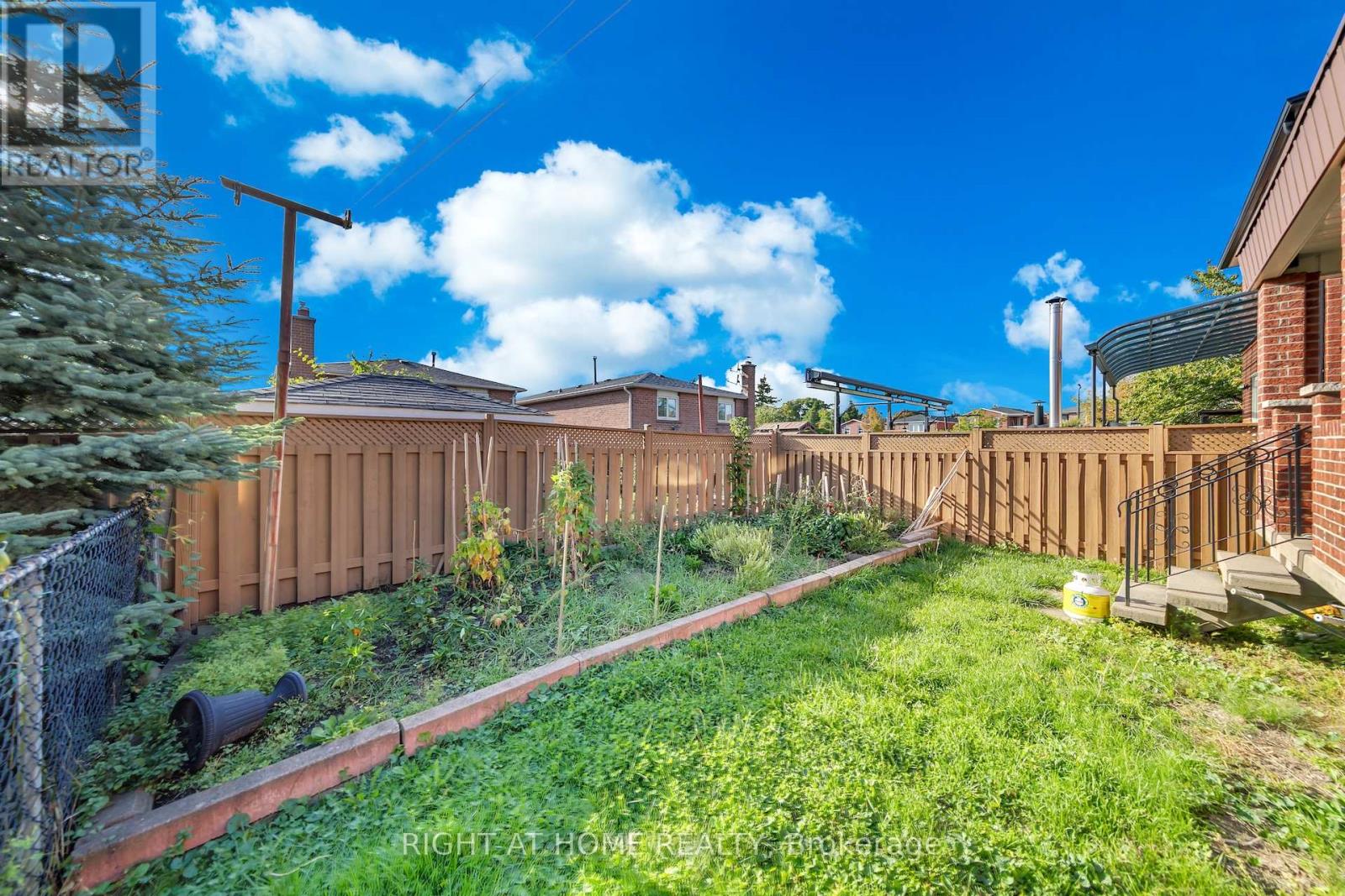 8 Terra Road, Vaughan, Ontario  L4L 3J5 - Photo 38 - N12751424