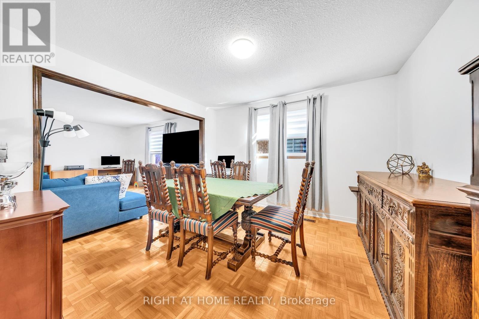 8 Terra Road, Vaughan, Ontario  L4L 3J5 - Photo 7 - N12751424