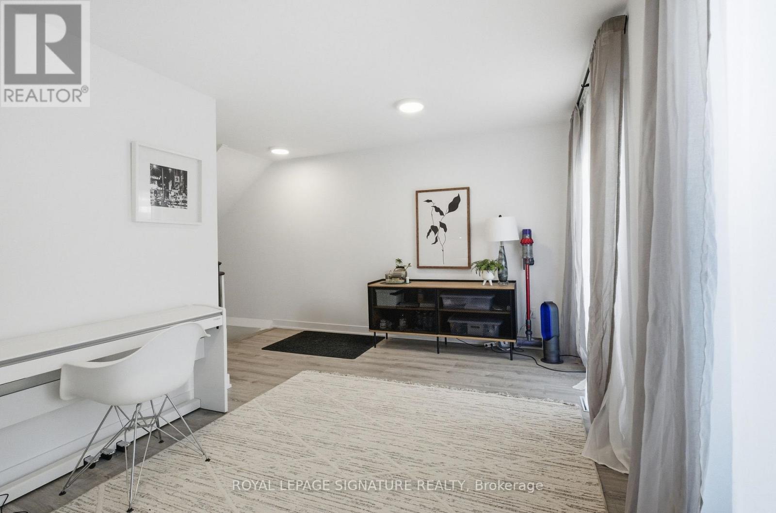 82 Covington Crescent, Whitchurch-Stouffville (Stouffville), Ontario  L4A 4W8 - Photo 21 - N12751436