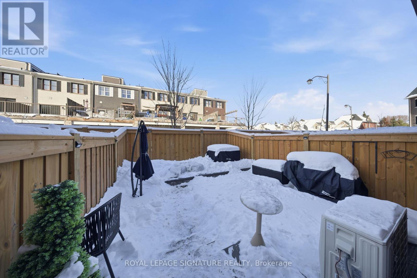 82 Covington Crescent, Whitchurch-Stouffville (Stouffville), Ontario  L4A 4W8 - Photo 24 - N12751436