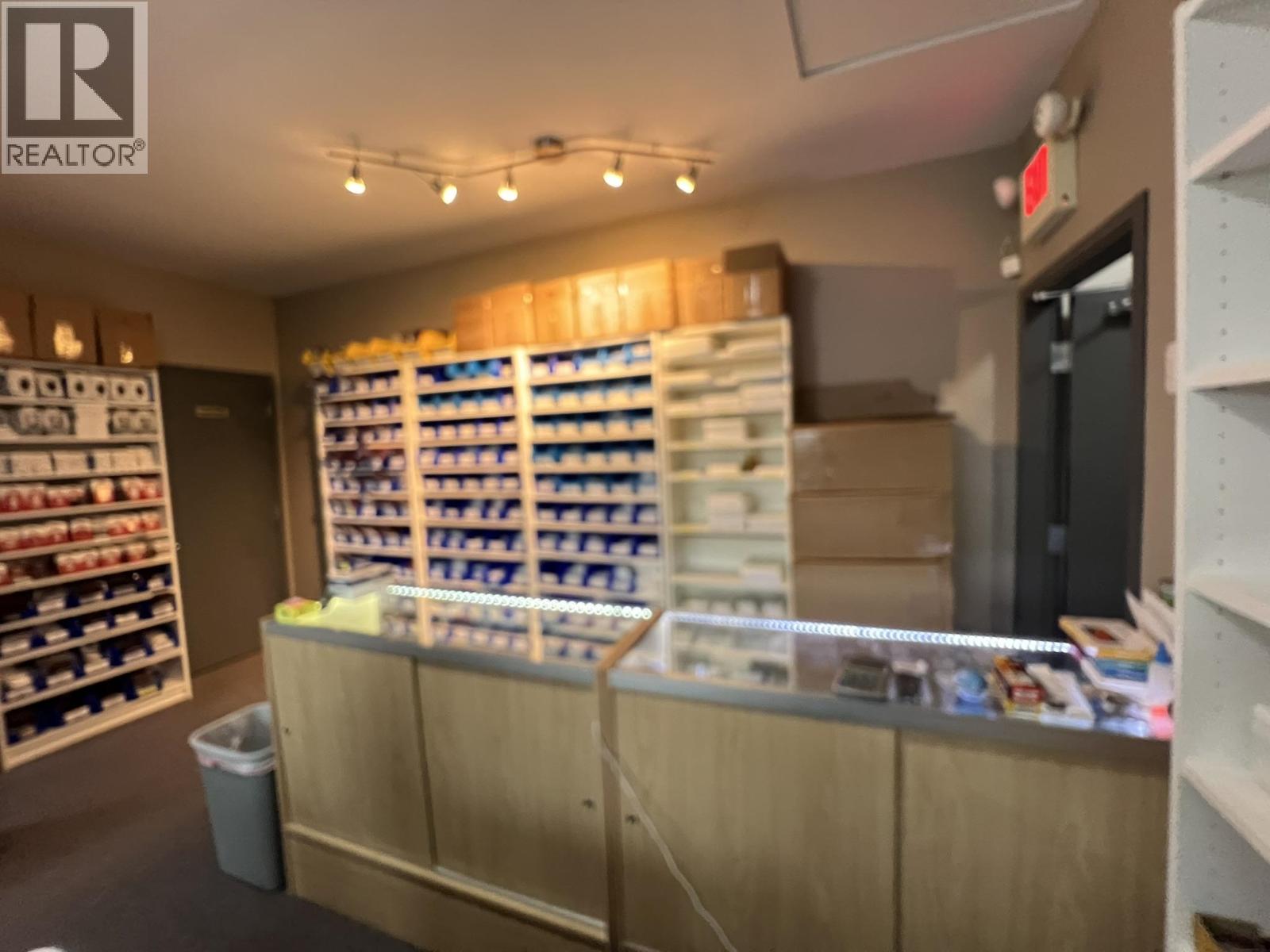 B Upper 7156 Gilley Avenue, Burnaby, British Columbia  V5J 4X2 - Photo 4 - C8075721