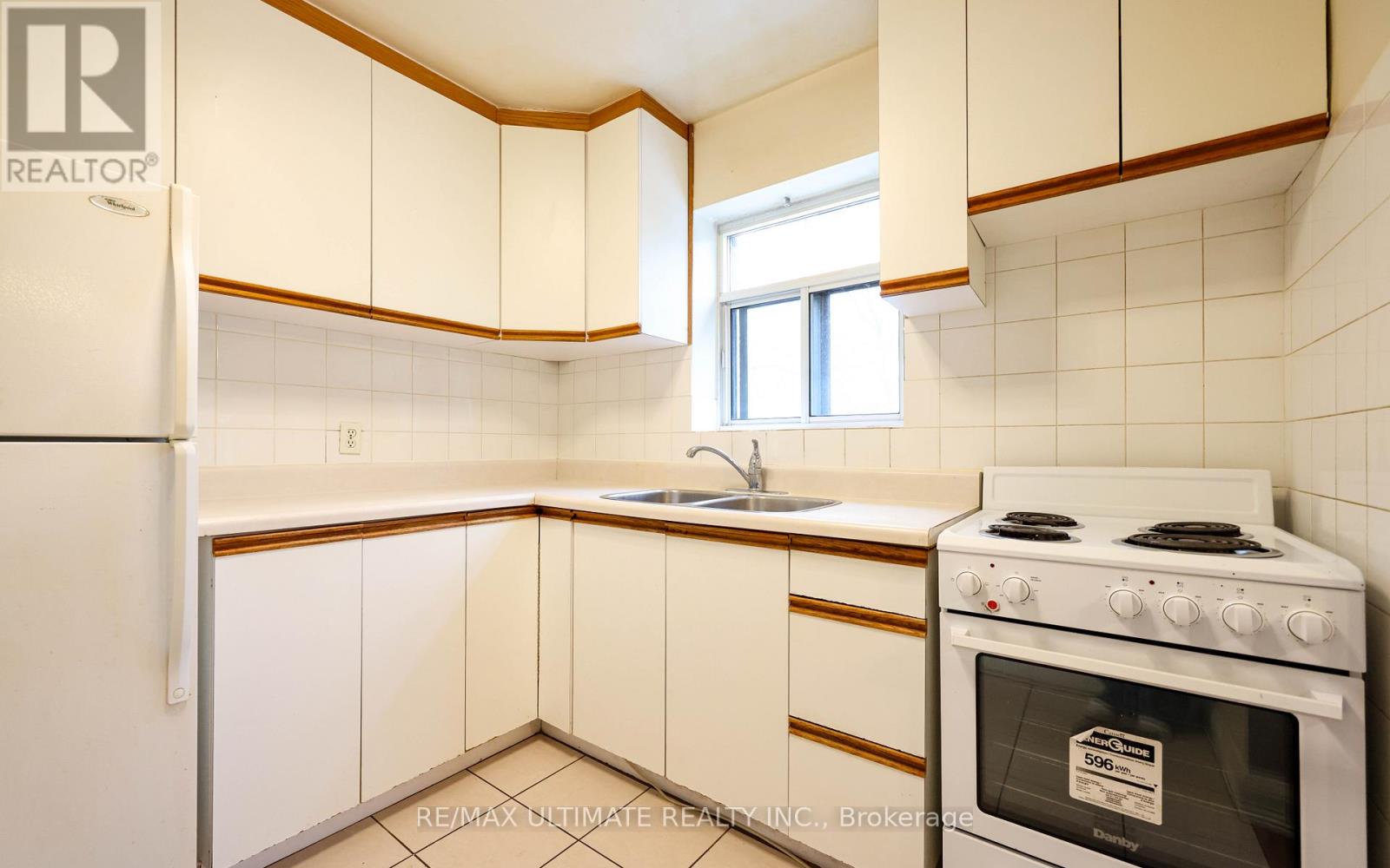 103 - 2666 Lake Shore Boulevard W, Toronto, Ontario  M8V 1G8 - Photo 6 - W12751416