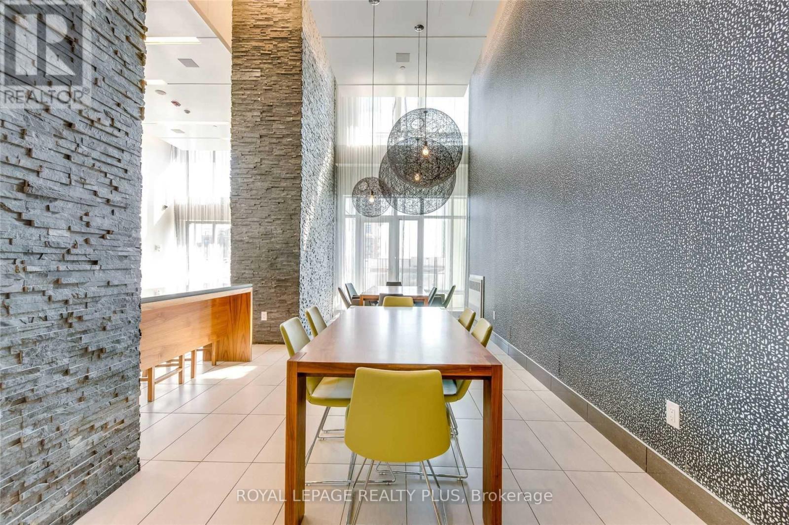 603 - 365 Prince Of Wales Drive, Mississauga, Ontario  L5B 0G6 - Photo 7 - W12751420