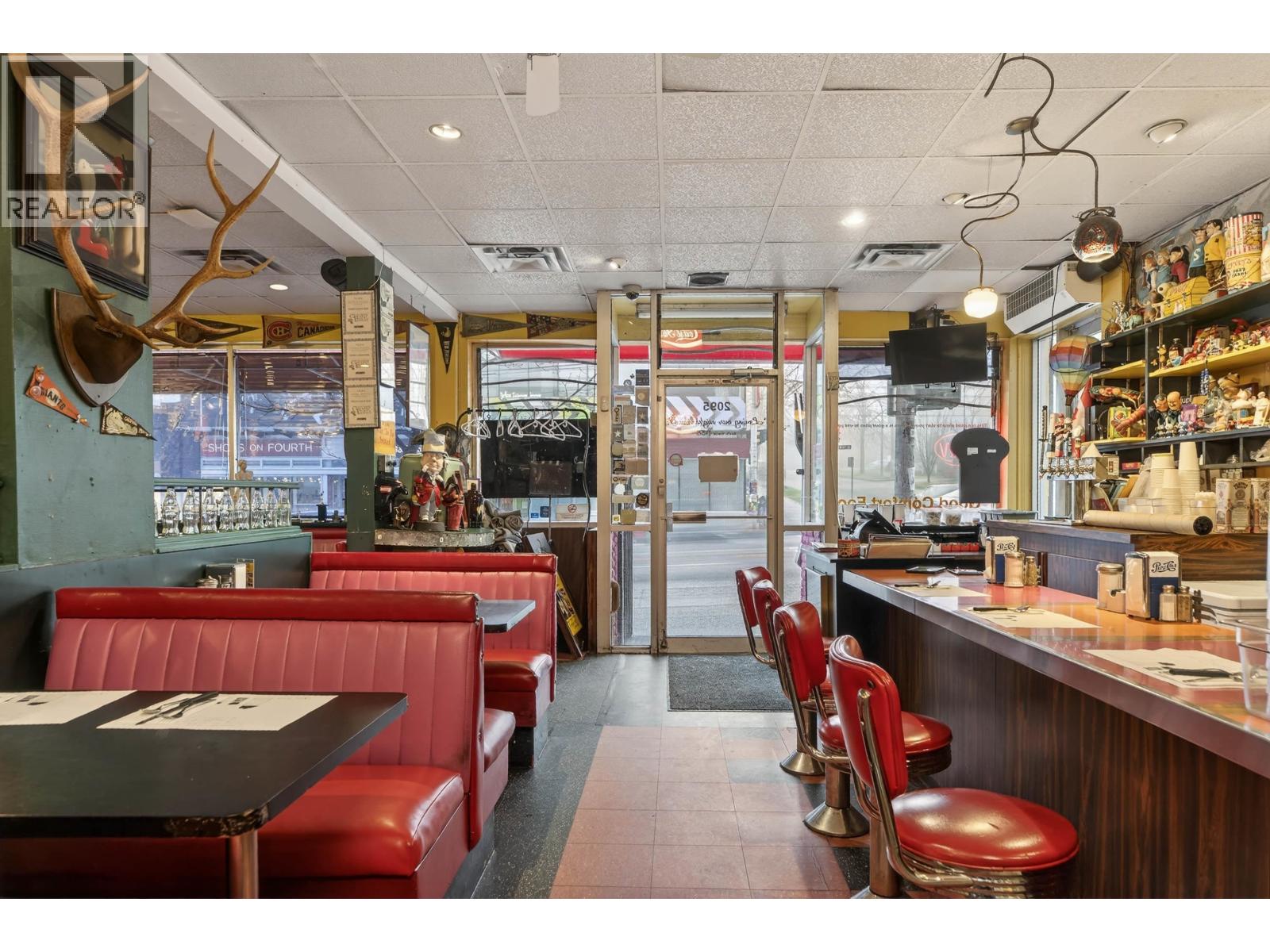 2095 W 4th Avenue, Vancouver, British Columbia  V3J 1M7 - Photo 6 - C8075777