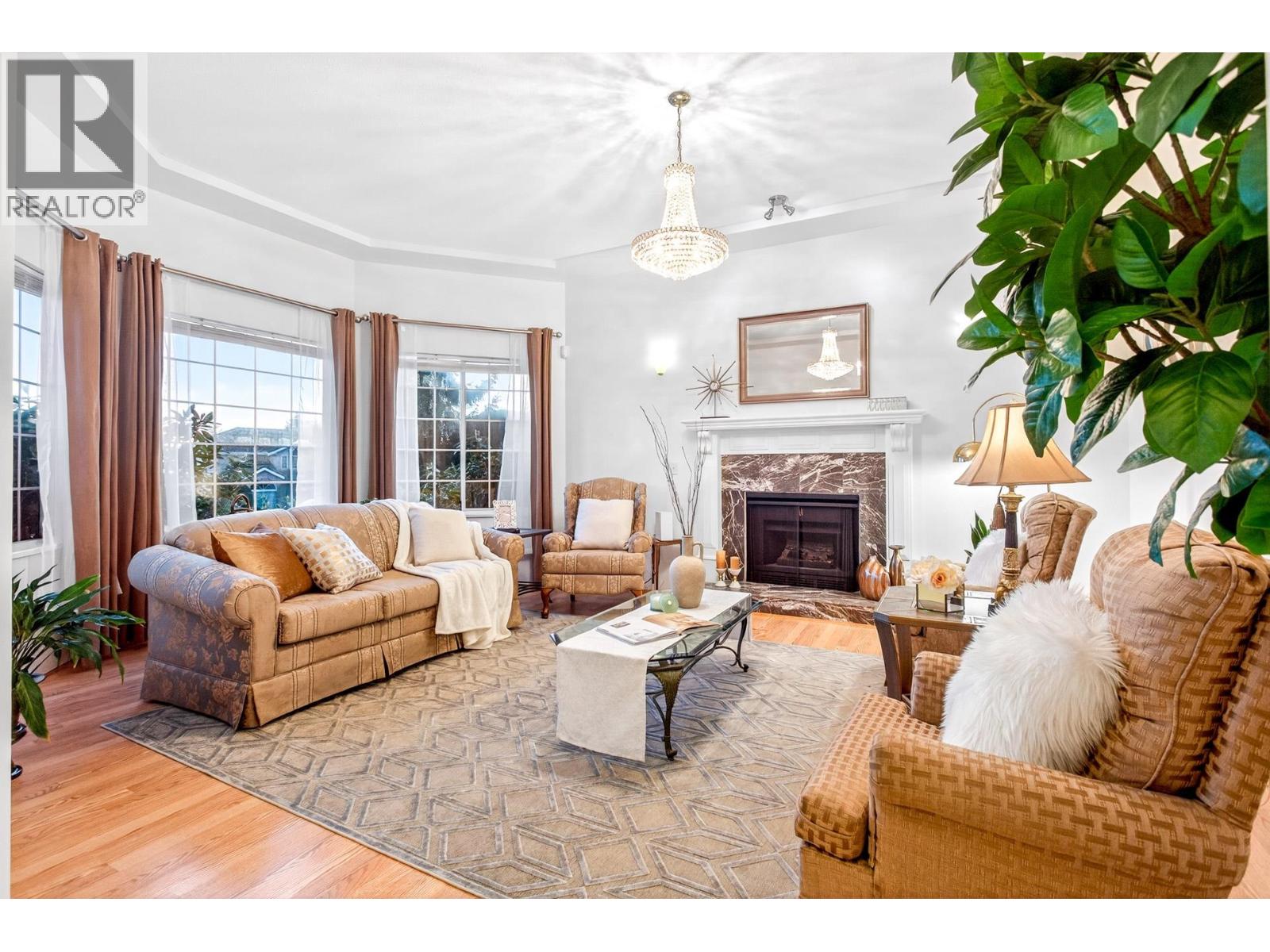 1365 Honeysuckle Lane, Coquitlam, British Columbia  V3E 2P1 - Photo 9 - R3085390