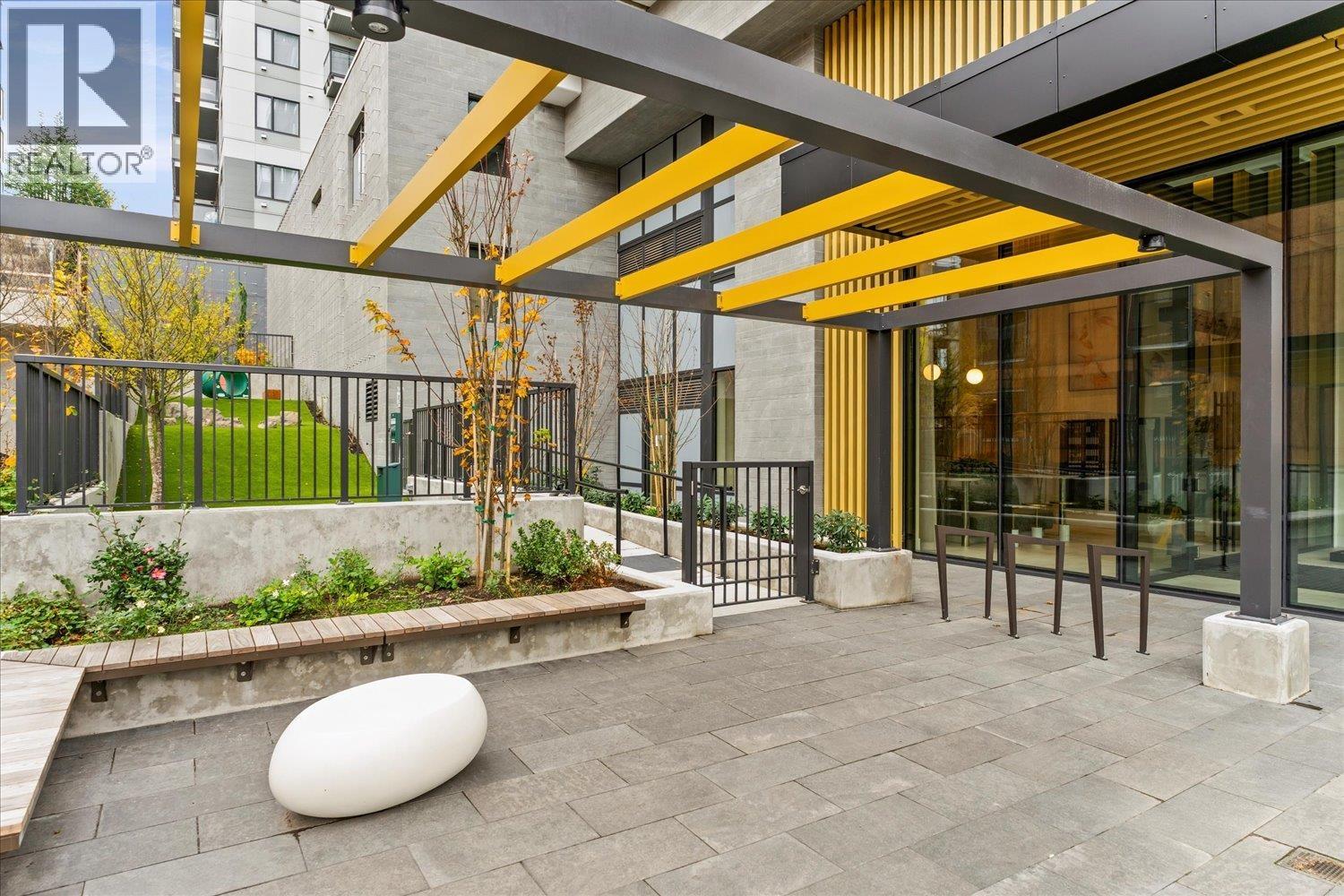 2010 626 Claremont Street, Coquitlam, British Columbia  V3J 3T4 - Photo 21 - R3085431