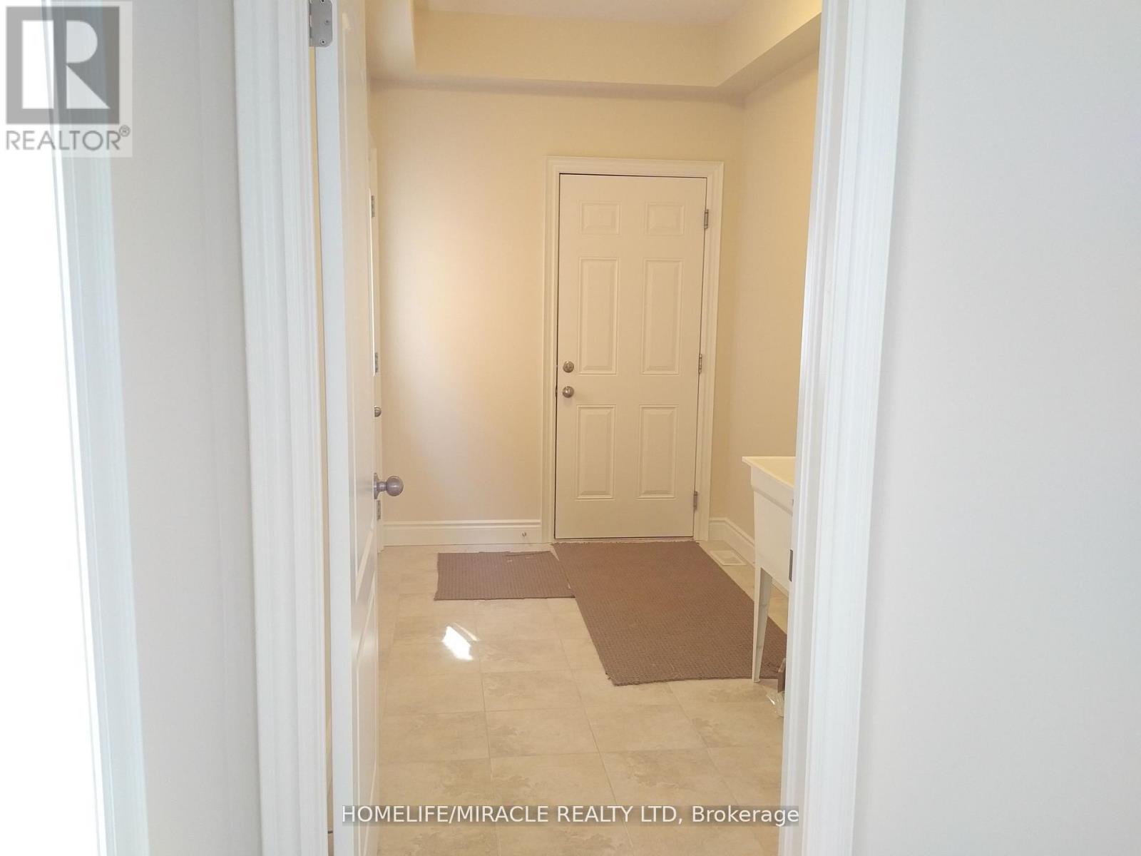 2539 Holbrook Drive, London South, Ontario  N6M 0E8 - Photo 9 - X12751442