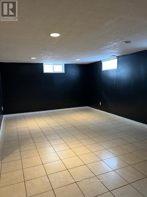 12 Mendip Crescent, London South, Ontario  N6E 1H1 - Photo 10 - X12751502