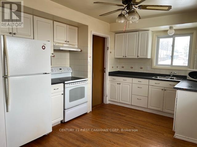 12 Mendip Crescent, London South, Ontario  N6E 1H1 - Photo 2 - X12751502