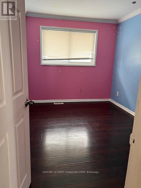 12 Mendip Crescent, London South, Ontario  N6E 1H1 - Photo 5 - X12751502