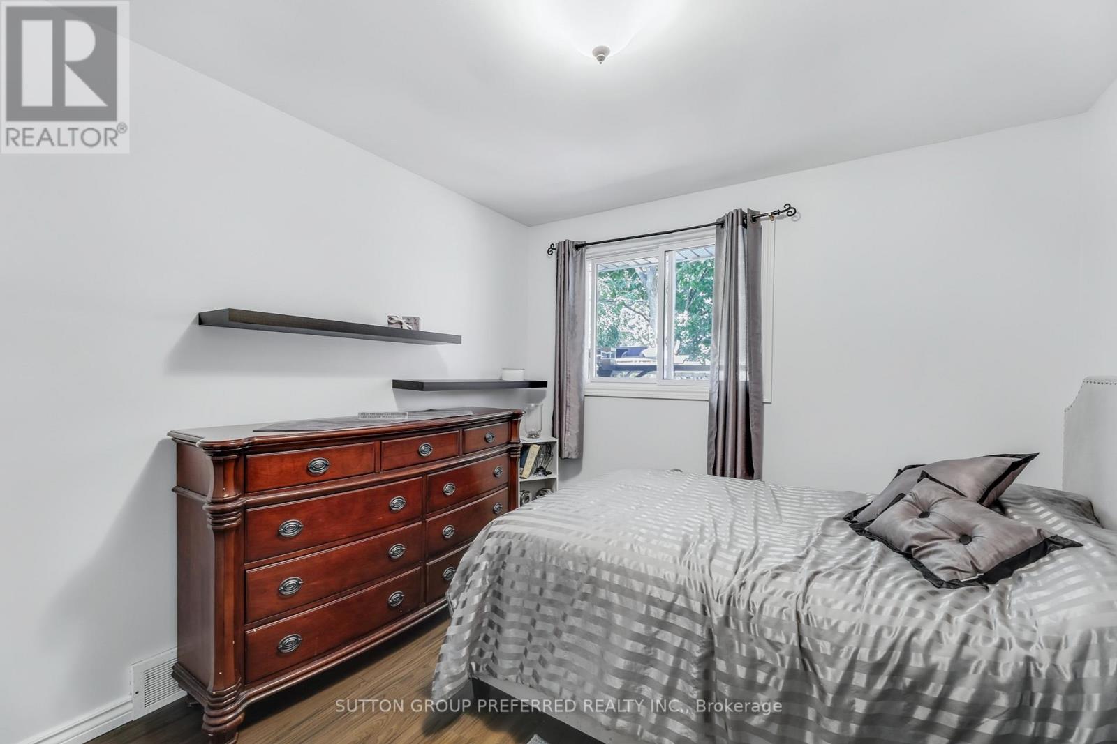 82 Lacey Crescent, London South, Ontario  N6E 2E7 - Photo 22 - X12751536