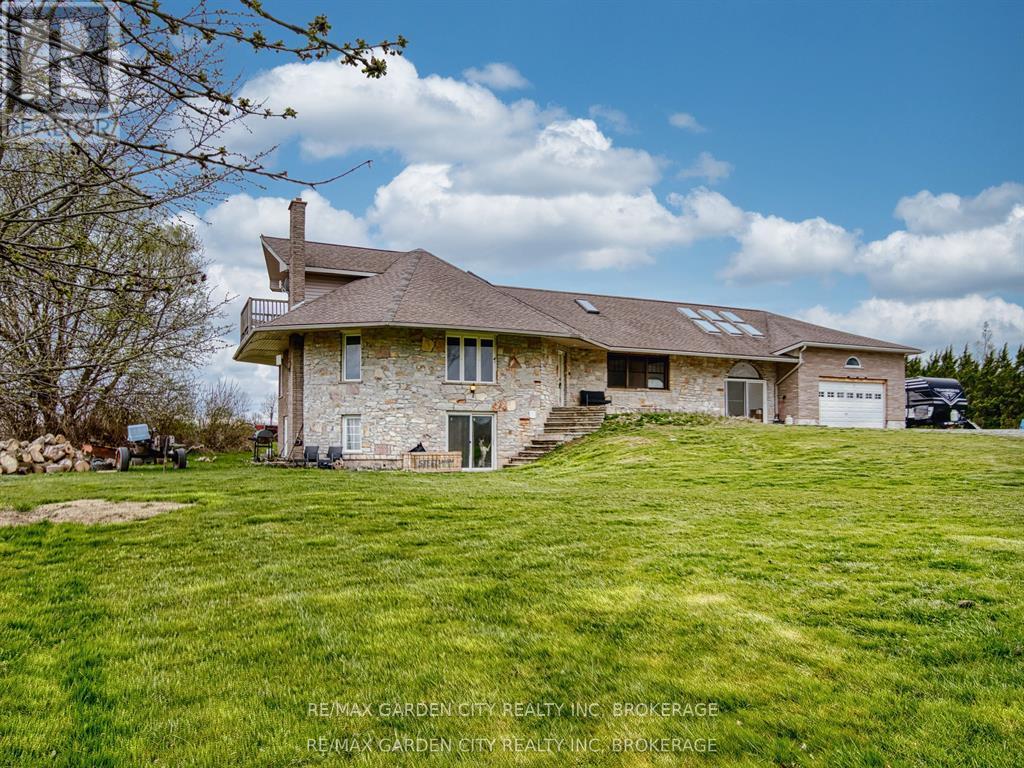 33260 Pettit Road, Wainfleet (Marshville/winger), Ontario  L0S 1V0 - Photo 2 - X12751540