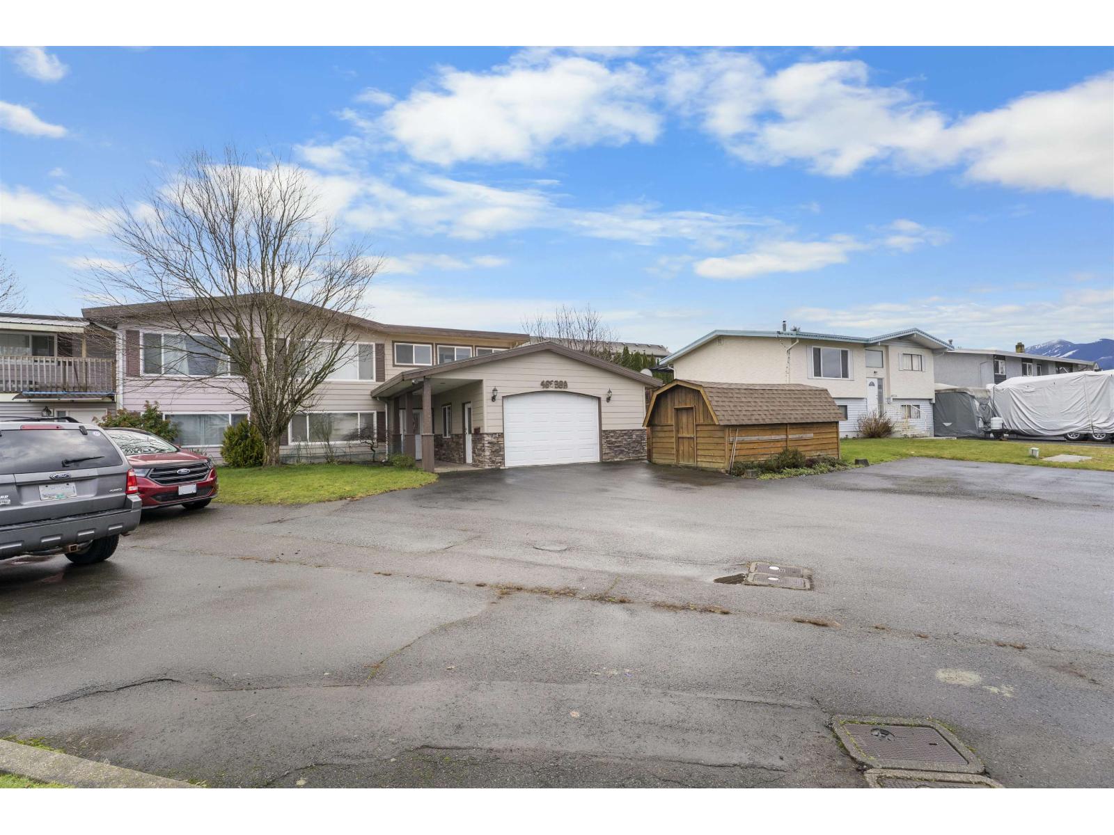 A 46538 Rolinde Crescent, Chilliwack Proper South, Chilliwack, British Columbia  V2P 6X5 - Photo 3 - R3085057