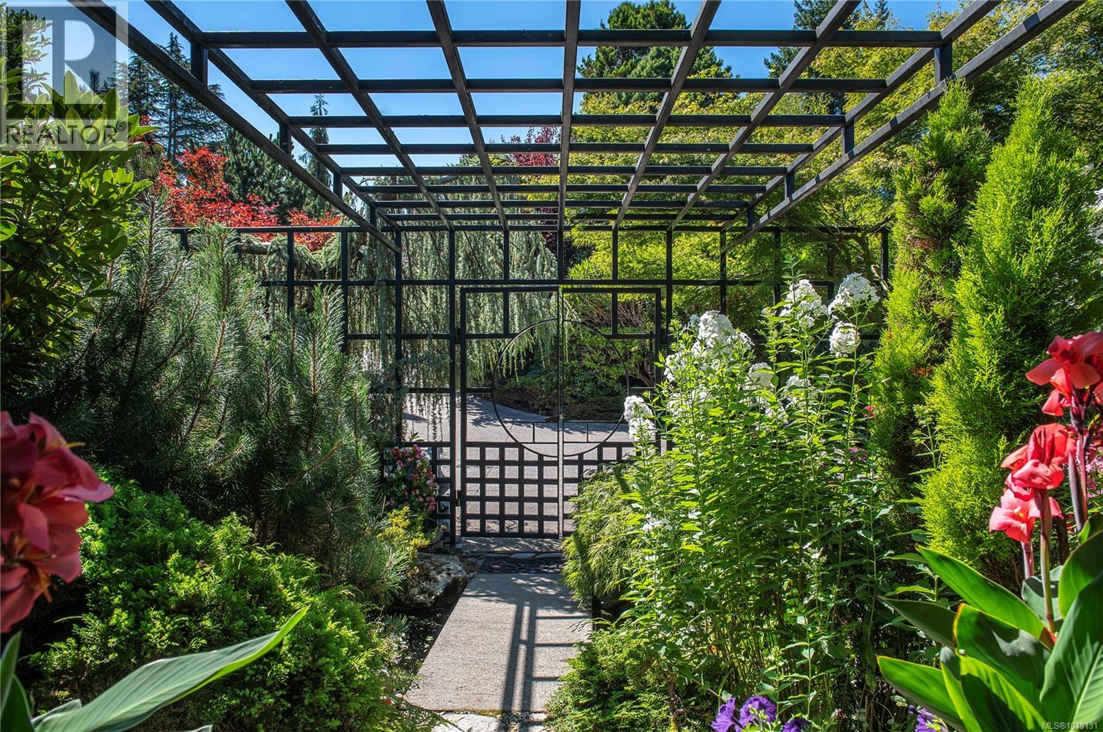 1093 Ash St, Campbell River, British Columbia