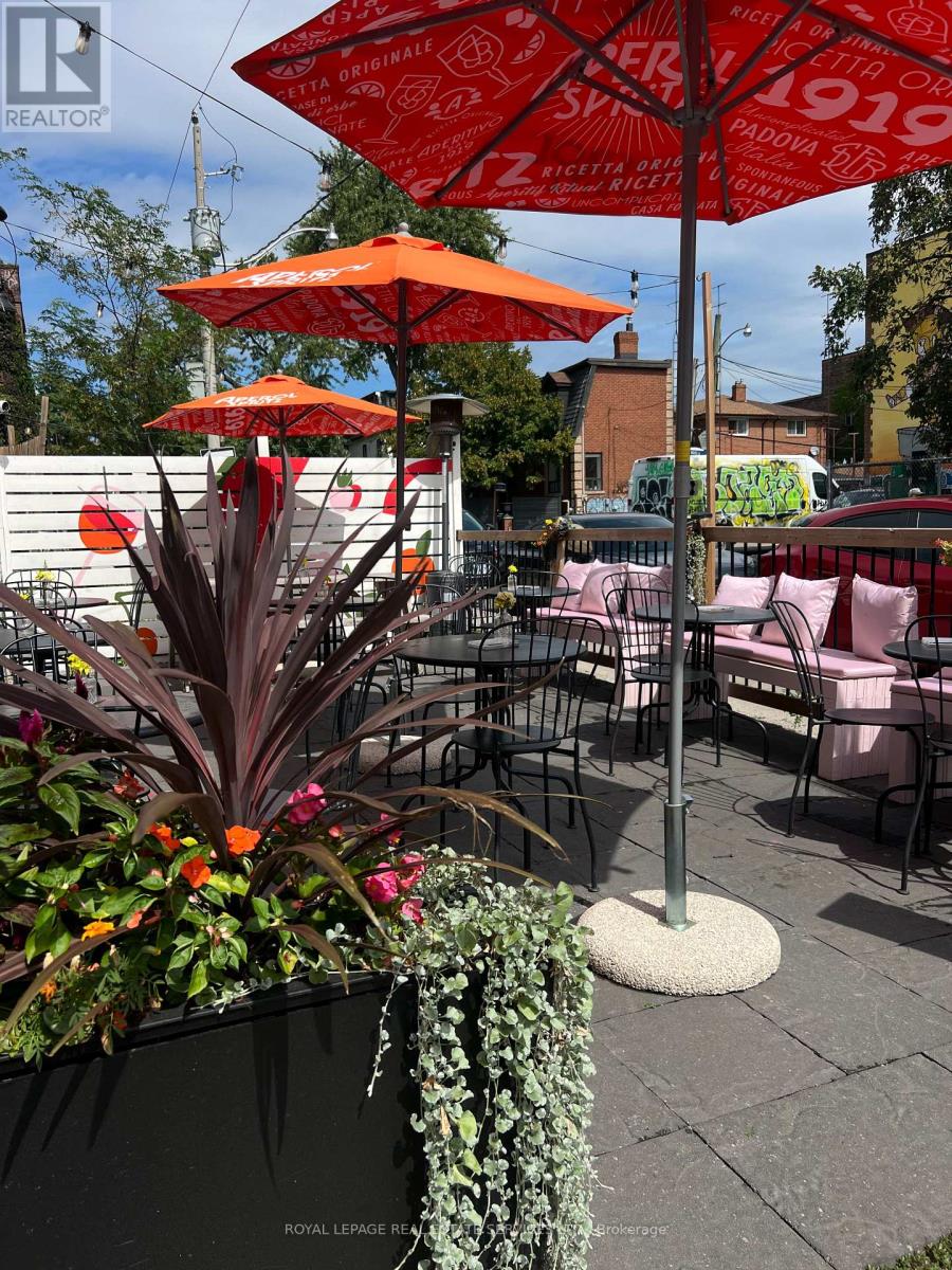 6 Markham Street, Toronto, Ontario  M6J 1E4 - Photo 8 - C12751460