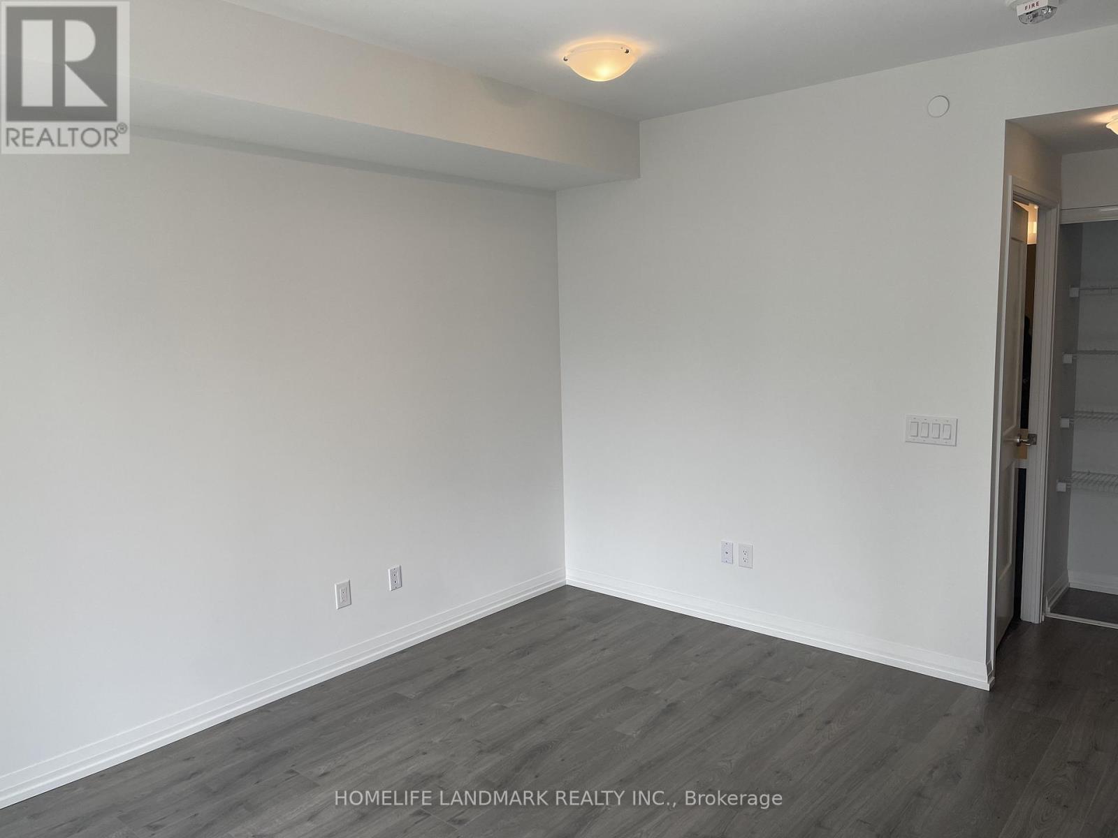 3215 - 8 Widmer Street, Toronto, Ontario  M5V 0W6 - Photo 4 - C12751520