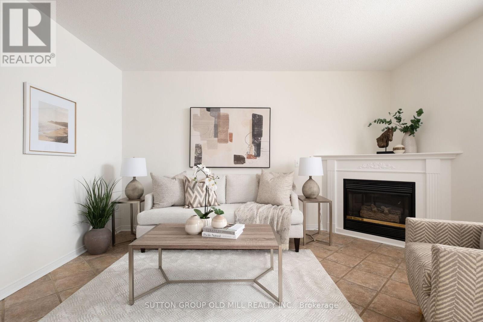 66 Zachary Pl, Whitby, Ontario  L1M 1E1 - Photo 2 - E12751482