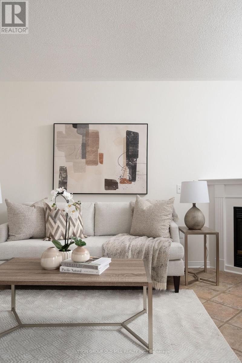 66 Zachary Pl, Whitby, Ontario  L1M 1E1 - Photo 3 - E12751482