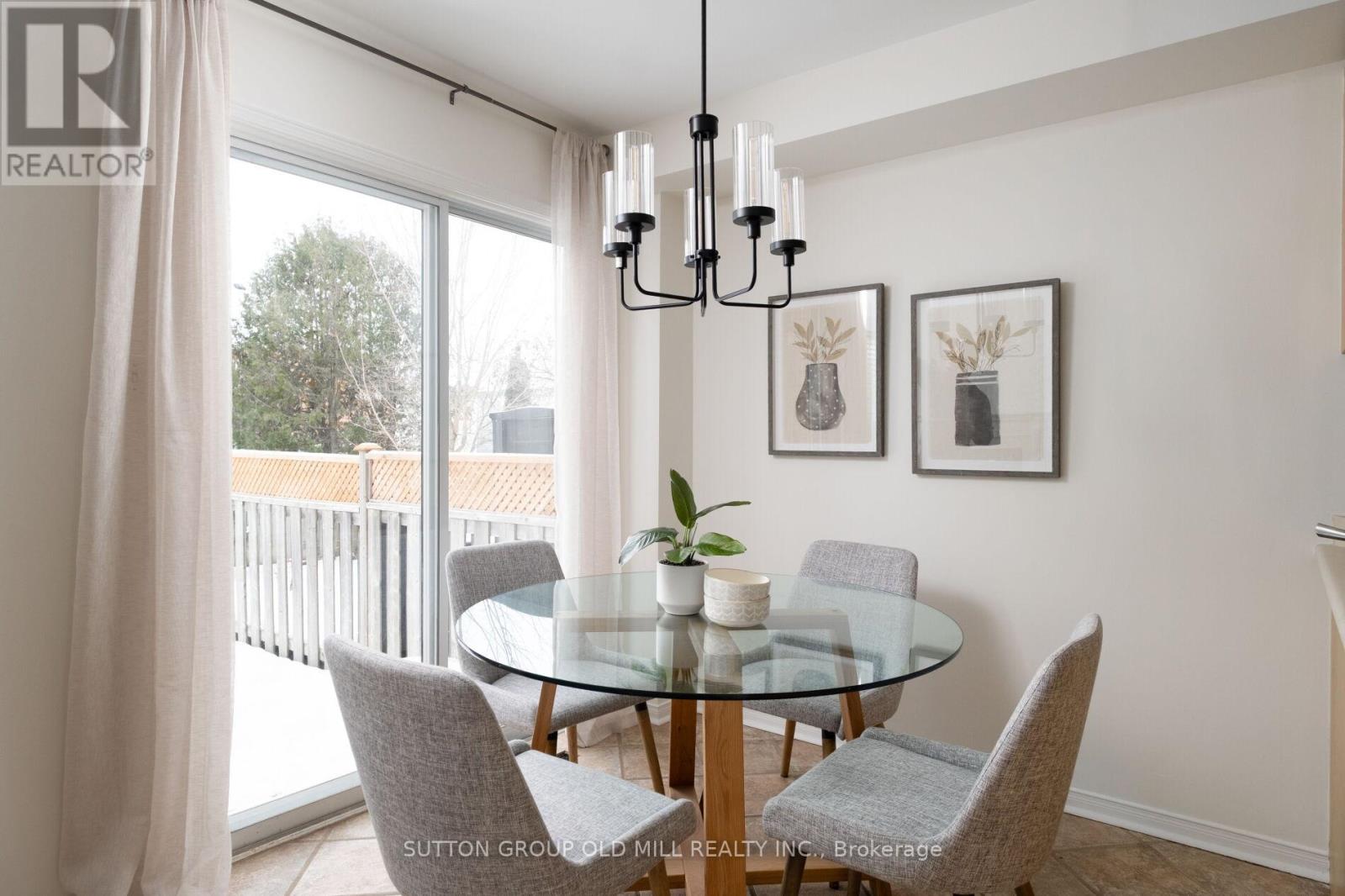 66 Zachary Pl, Whitby, Ontario  L1M 1E1 - Photo 6 - E12751482