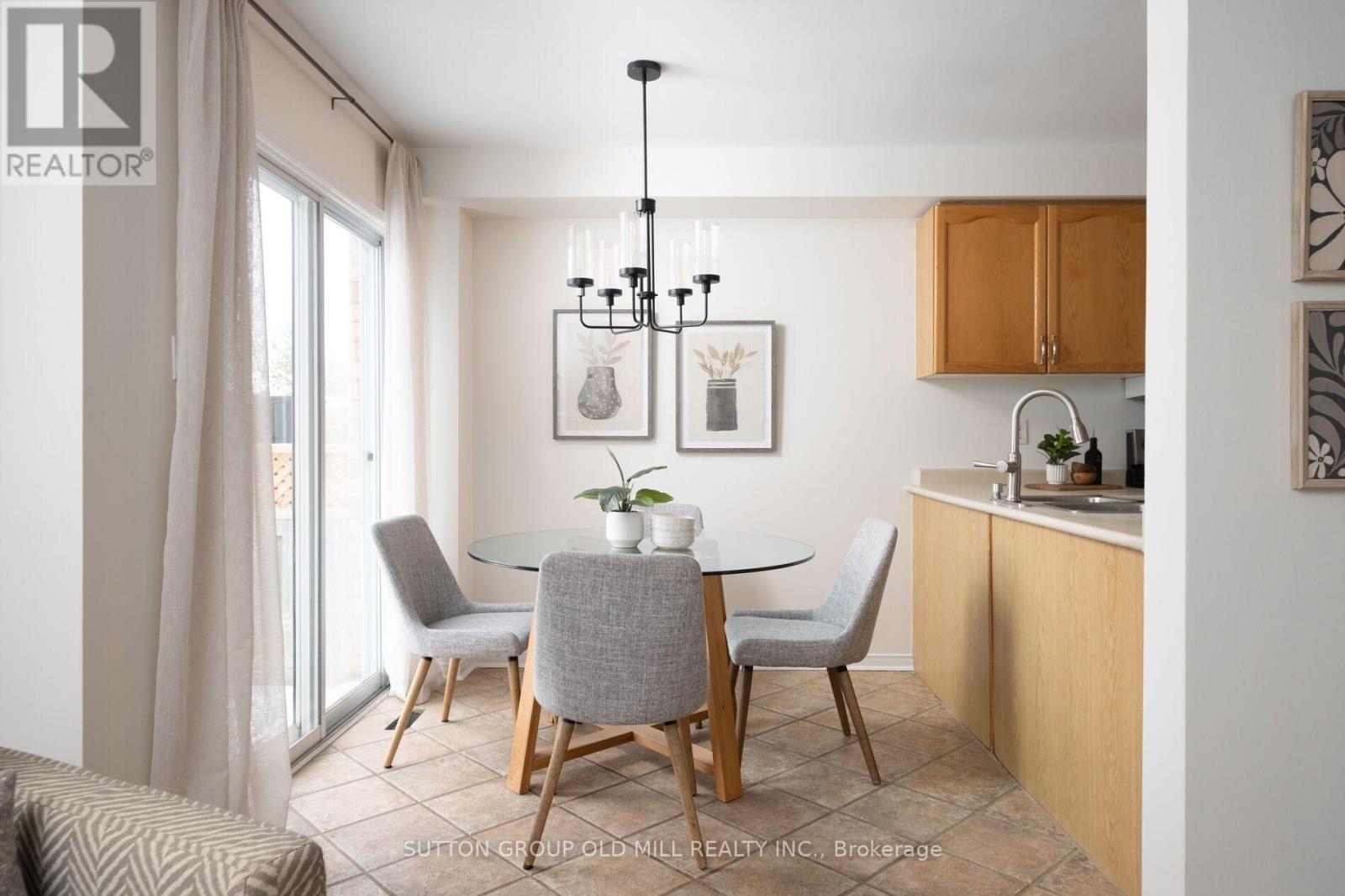 66 Zachary Pl, Whitby, Ontario  L1M 1E1 - Photo 7 - E12751482