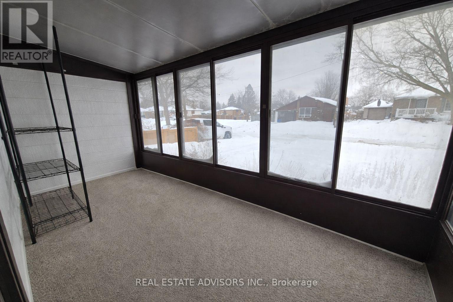 712 Annland Street, Pickering, Ontario  L1W 1B4 - Photo 14 - E12751510