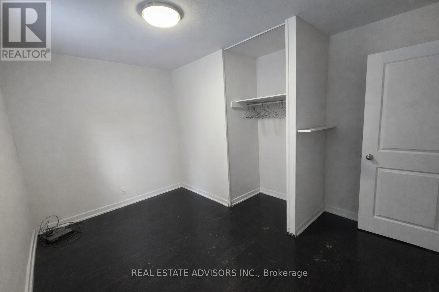 712 Annland Street, Pickering, Ontario  L1W 1B4 - Photo 6 - E12751510