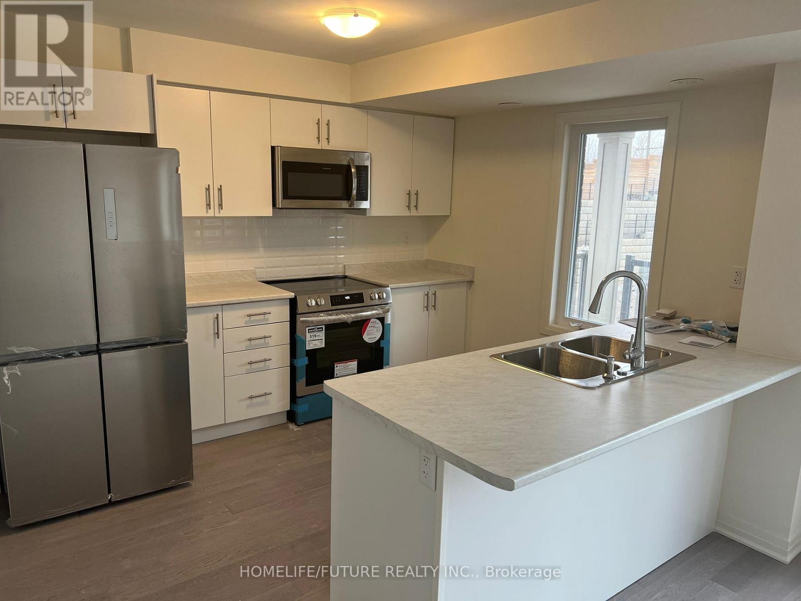 16 - 28d Lookout Drive, Clarington, Ontario  L1C 7G1 - Photo 4 - E12751512