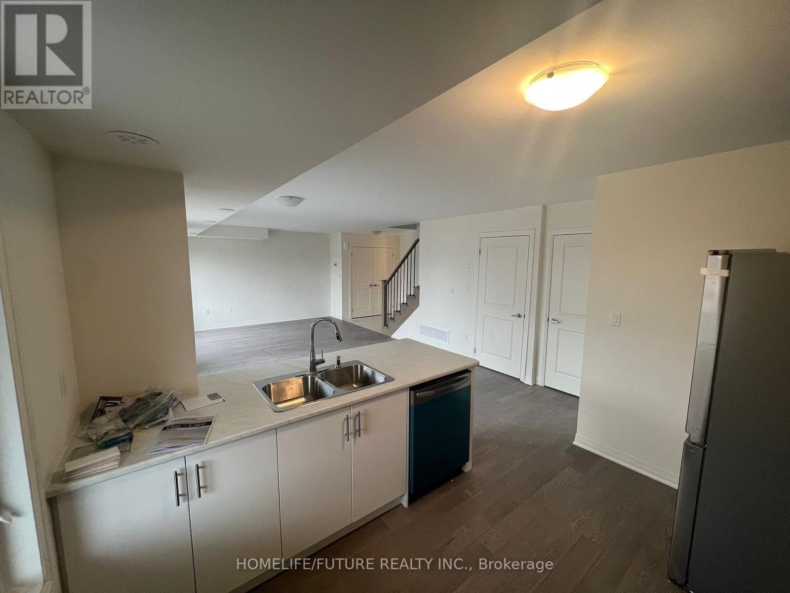 16 - 28d Lookout Drive, Clarington, Ontario  L1C 7G1 - Photo 7 - E12751512