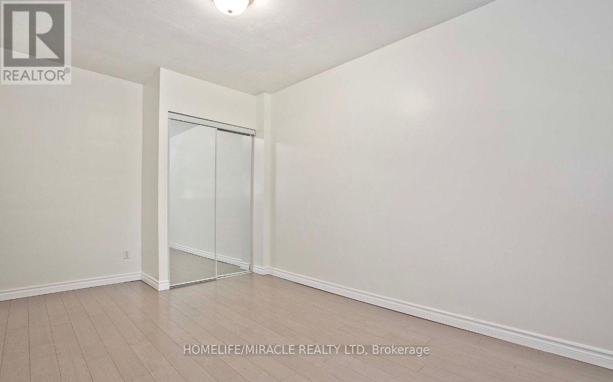 49 Thorncroft Crescent, Ajax, Ontario  L1S 2S1 - Photo 13 - E12751544