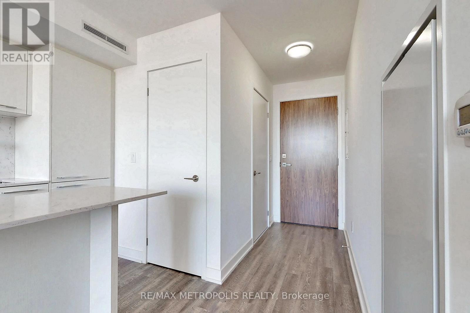 201 - 25 Baseball Place, Toronto, Ontario  M4M 0E7 - Photo 10 - E12751548