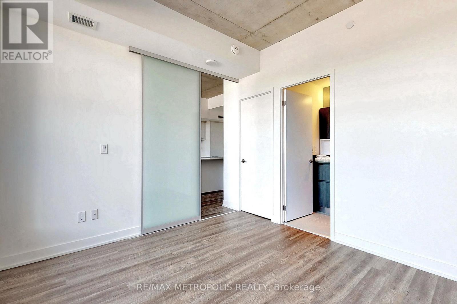 201 - 25 Baseball Place, Toronto, Ontario  M4M 0E7 - Photo 12 - E12751548