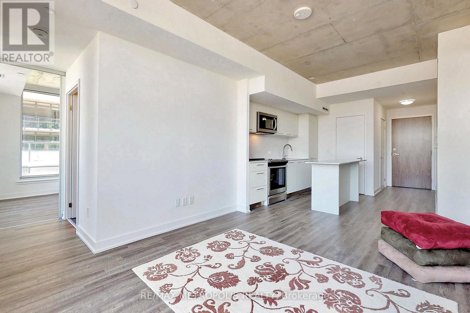 201 - 25 Baseball Place, Toronto, Ontario  M4M 0E7 - Photo 2 - E12751548