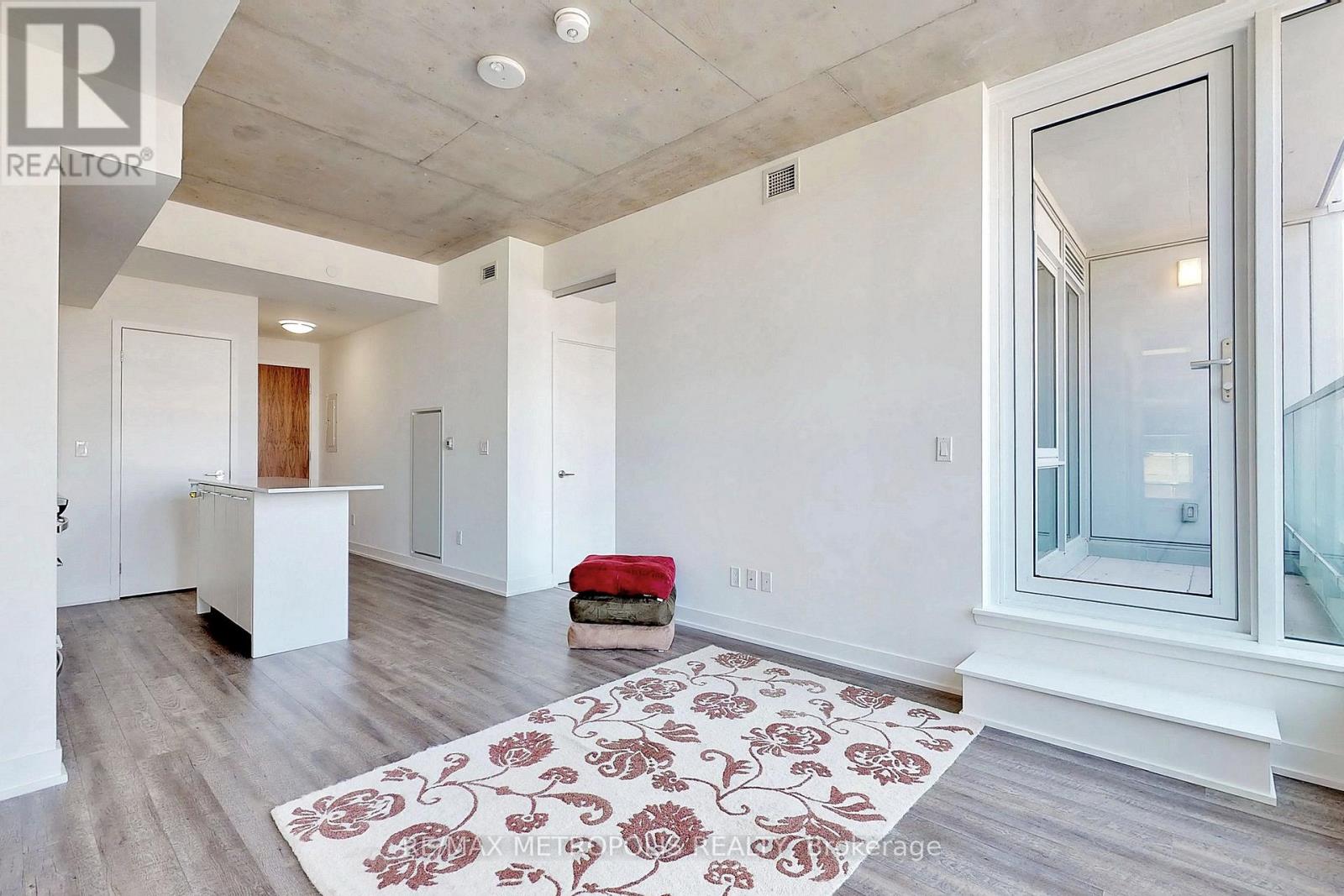 201 - 25 Baseball Place, Toronto, Ontario  M4M 0E7 - Photo 3 - E12751548