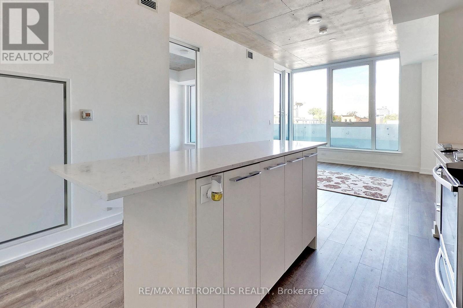 201 - 25 Baseball Place, Toronto, Ontario  M4M 0E7 - Photo 9 - E12751548