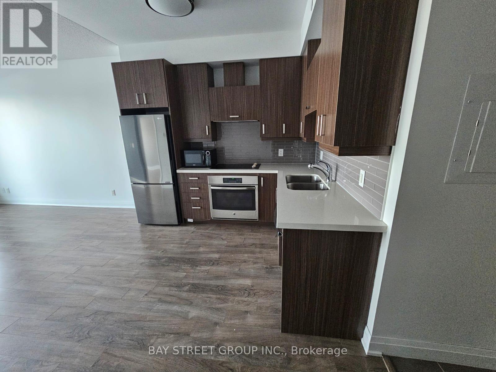 315 - 28 Uptown Drive, Markham, Ontario  L3R 5M8 - Photo 3 - N12751480