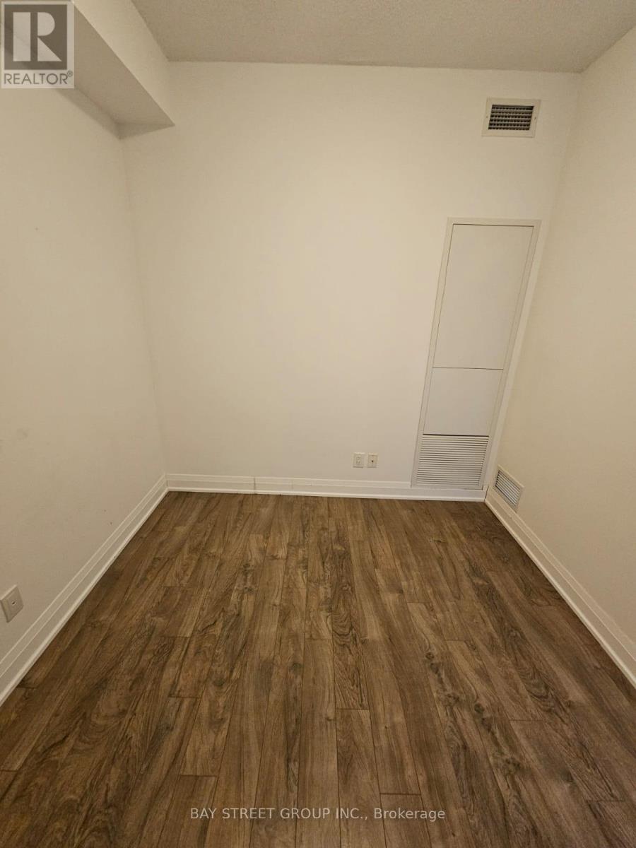 315 - 28 Uptown Drive, Markham, Ontario  L3R 5M8 - Photo 4 - N12751480