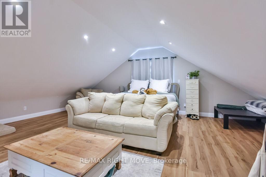 6896 Pentland Lane, Ramara, Ontario  L0K 2B0 - Photo 18 - S12751464