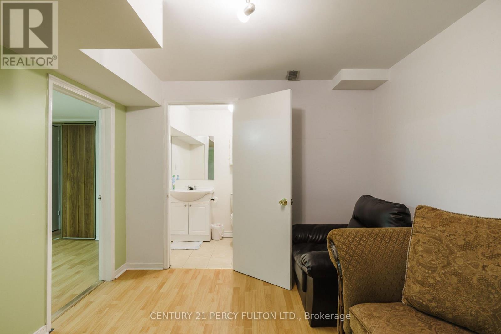 Bsmt - 103 Spring Forest Square, Toronto, Ontario  M1S 4W7 - Photo 11 - E12675572