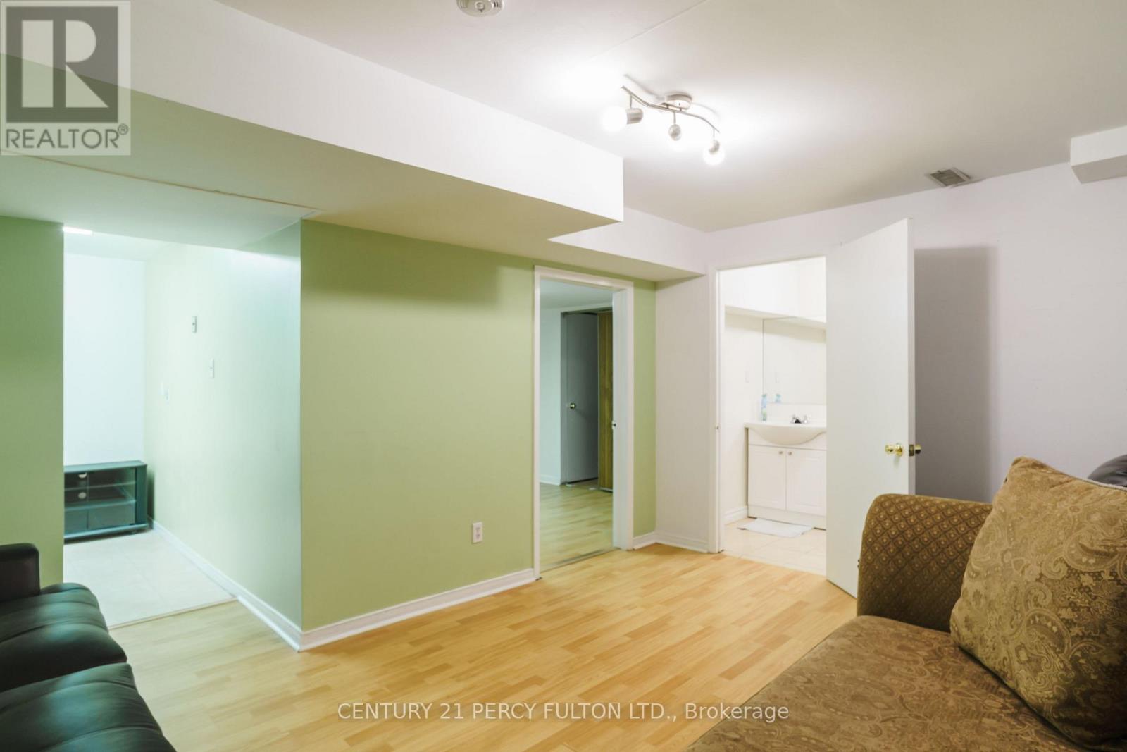 Bsmt - 103 Spring Forest Square, Toronto, Ontario  M1S 4W7 - Photo 7 - E12675572