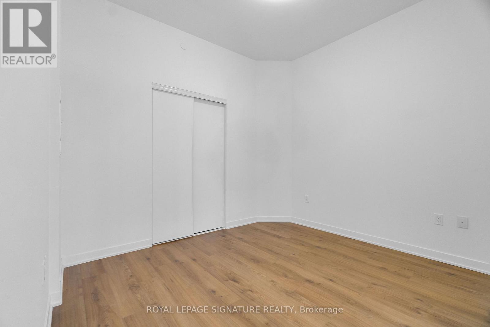 518 - 395 Dundas Street W, Oakville (Go Glenorchy), Ontario  L6M 5R8 - Photo 19 - W12751472