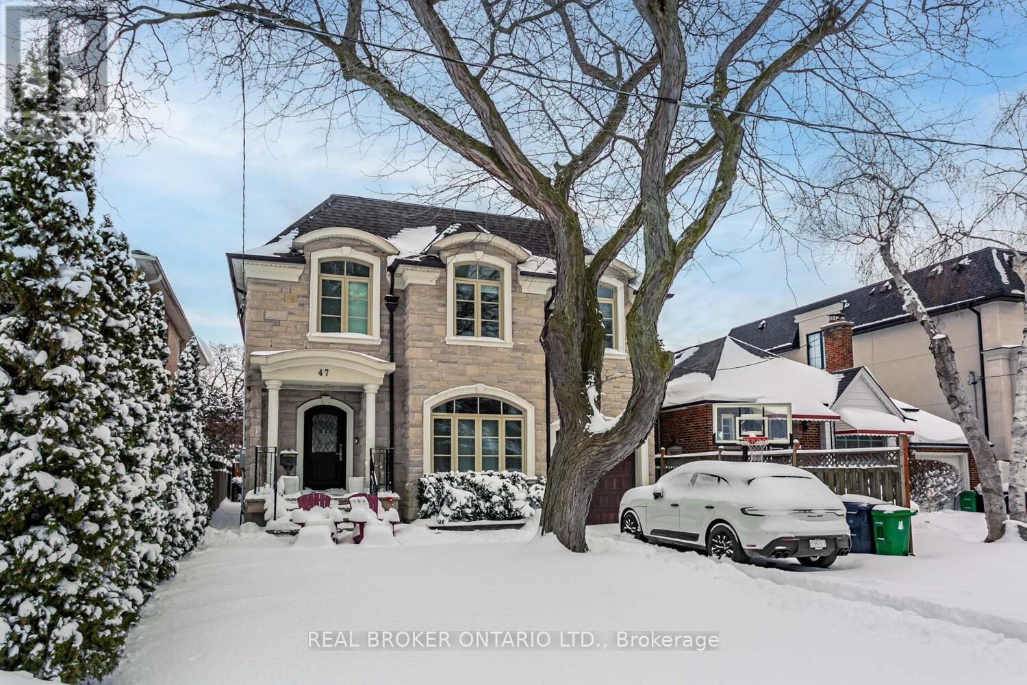 B - 47 Highgate Road, Toronto (Kingsway South), Ontario  M8X 2B4 - Photo 1 - W12751474