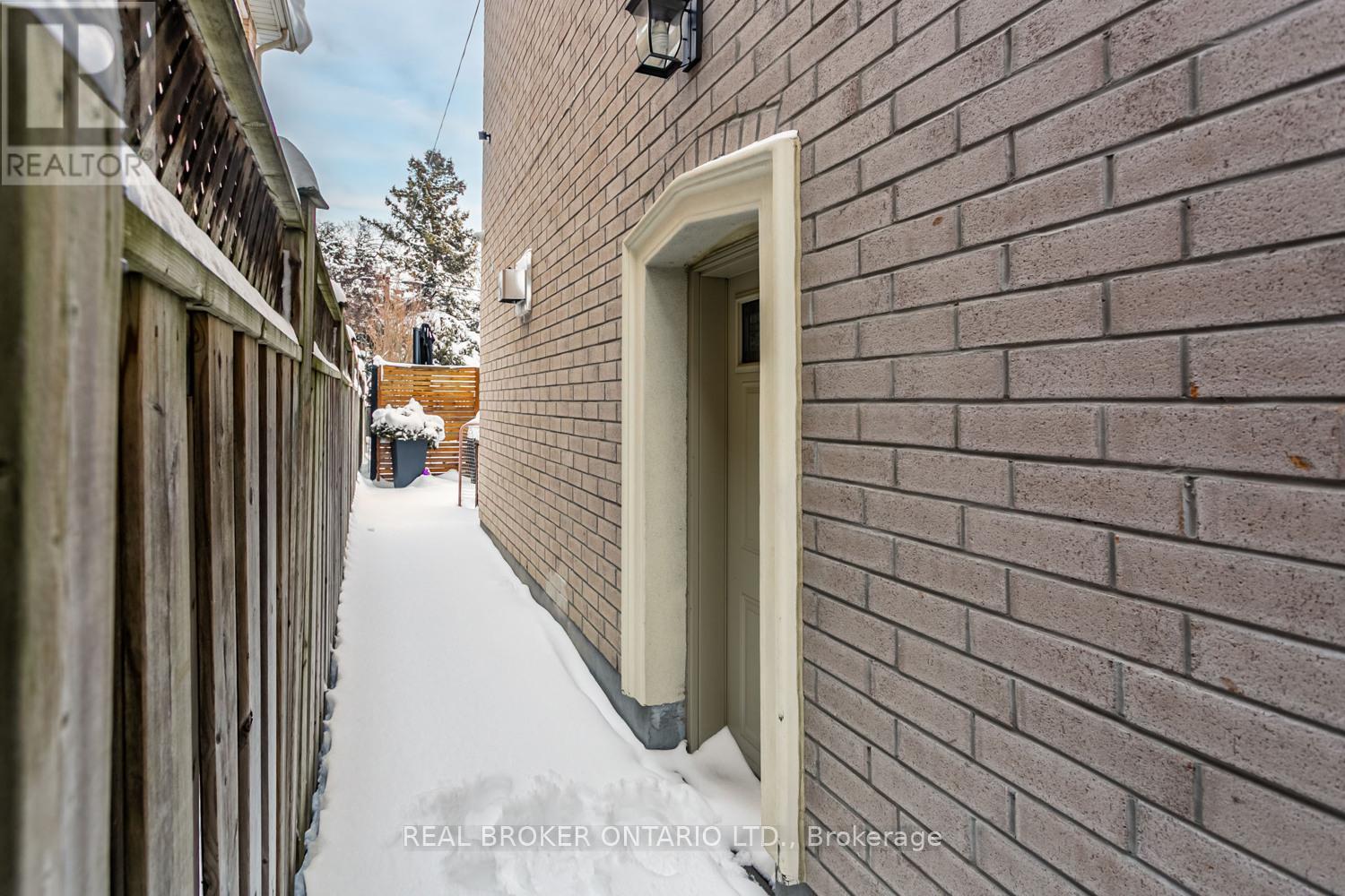 B - 47 Highgate Road, Toronto (Kingsway South), Ontario  M8X 2B4 - Photo 20 - W12751474